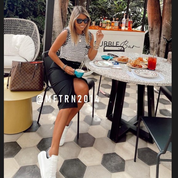 LAST ONE!!! ZARA Black Belted Pencil Skirt - Picture 5 of 13